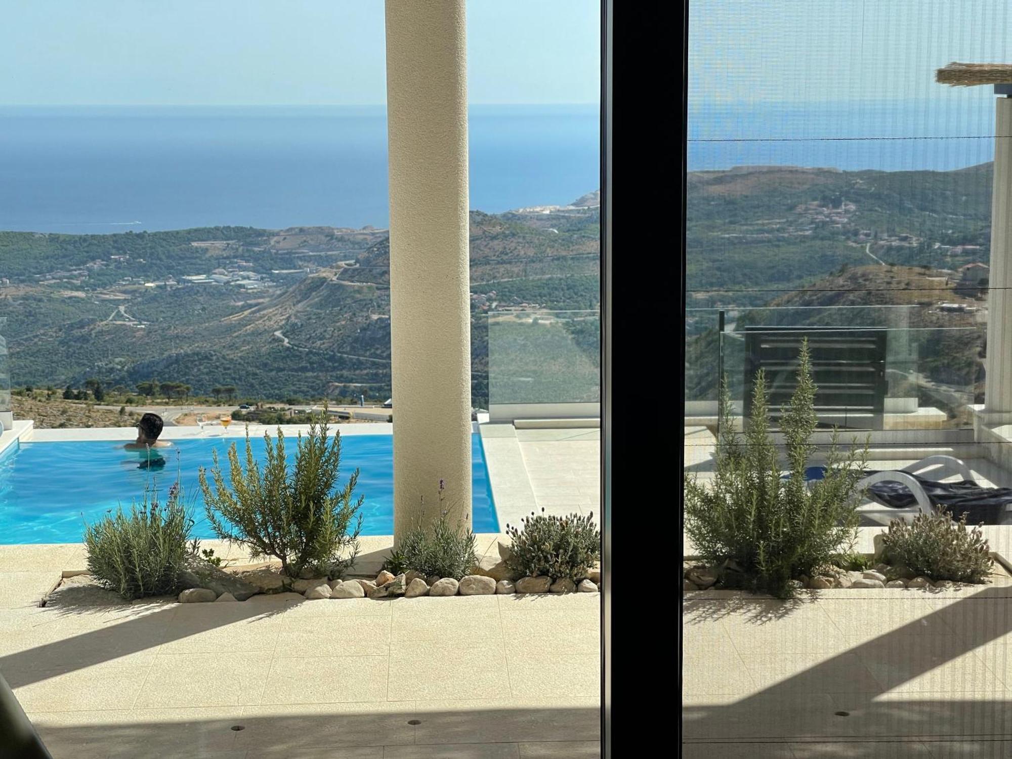 Bellavista Villa Ivanica Екстериор снимка