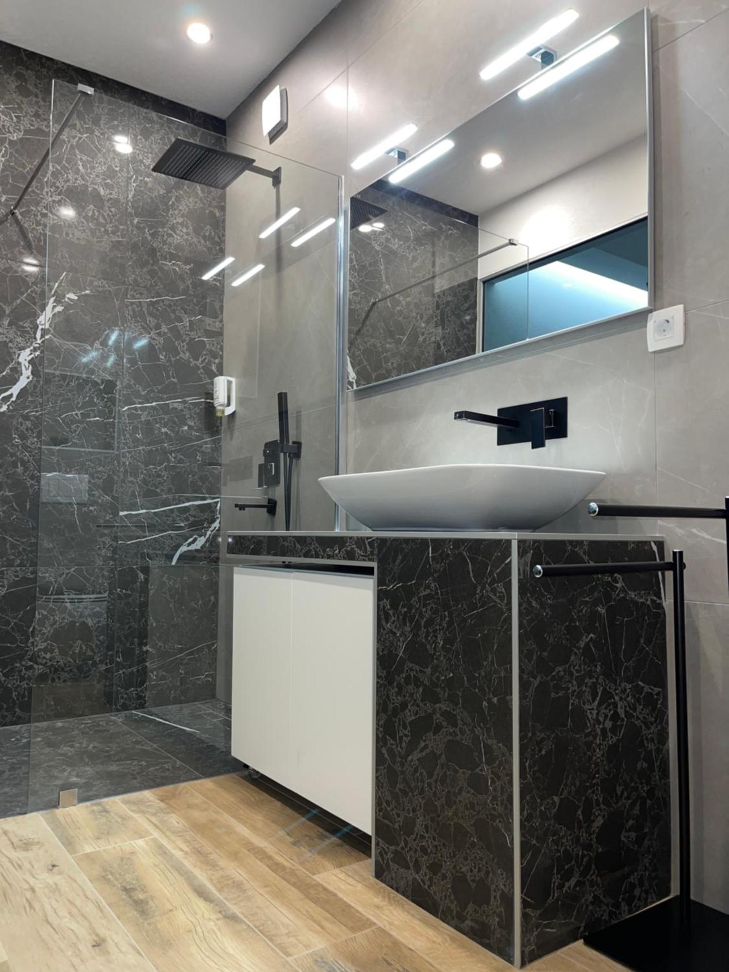 Bellavista Villa Ivanica Екстериор снимка